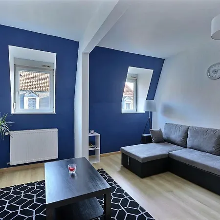 Tout Confort En Plein Centre Ville Apartamento